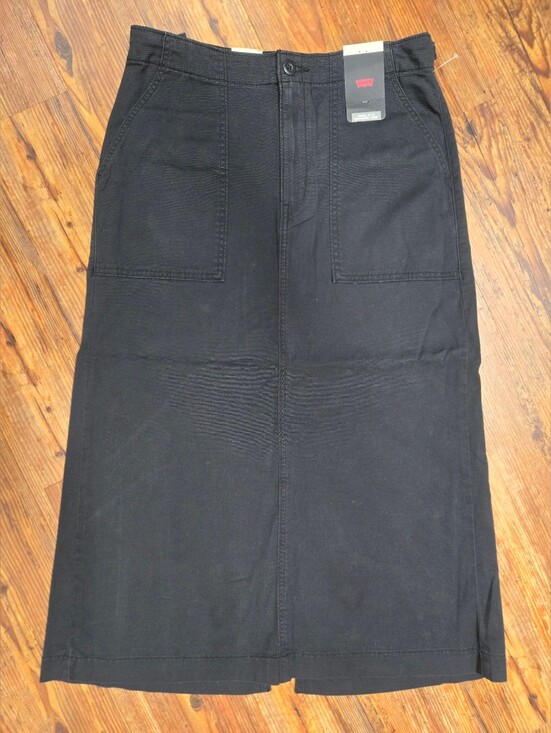 Levi's Dresses & Skirts - Levi's cinched long black skirt 8/29 nwt pockets adj. waist split so cute goth